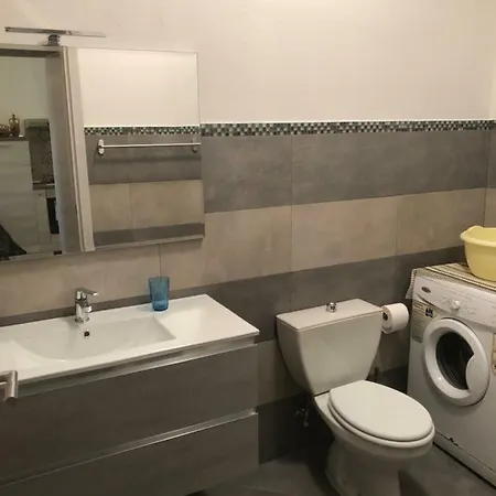 בית נופש La Piscina 2 *