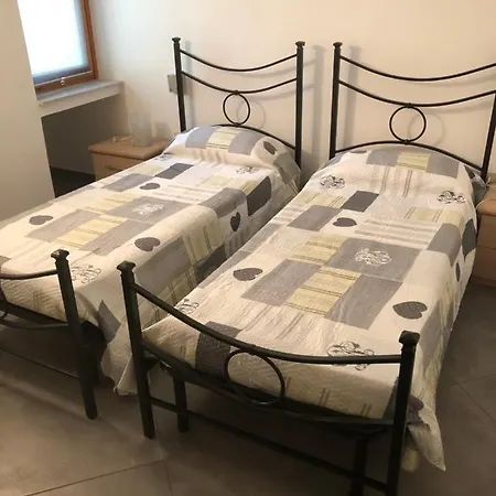 La Piscina 2 בית נופש מרינה די מסה